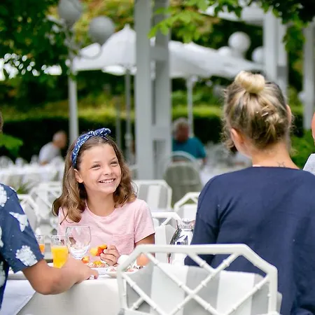 Amerika-holzer & Otel Sankt Kanzian am Klopeiner See